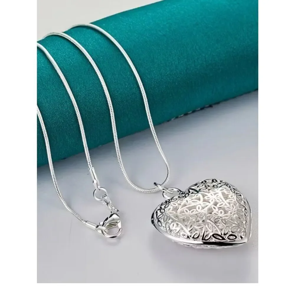 NWT Necklace Filigree Heart Pendant Silver Plate Floral Cut-Out Snake Chain